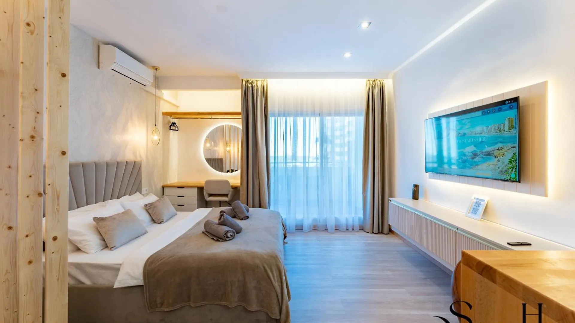 Apartment Seaview Beachfront Studio With Aqua Park & Balcony Benalmadena