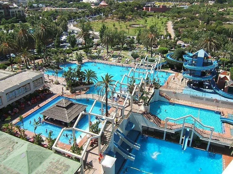 Seaview Beachfront Studio With Aqua Park & Balcony Benalmadena Apartment